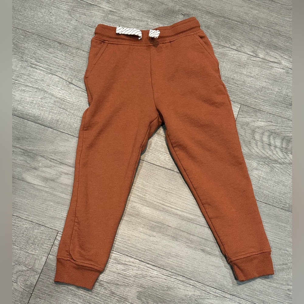 Toddler Boys Tommy Bahama joggers 2T